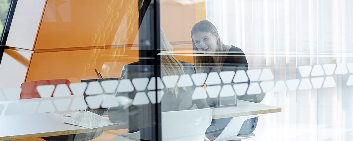 Volljurist - Schwerpunkt Zivil- und Wirtschaftsrecht (m/w/d), 2. Bild